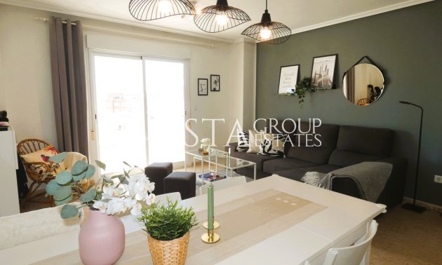 Odsprzedaż - Apartments -
Torrevieja