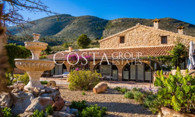 Revente - Villa -
Benissa - Benissa Centro