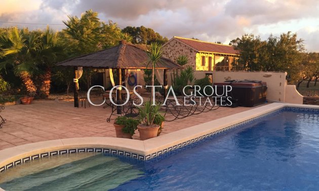 Revente - Villa -
Benissa - Benissa Centro