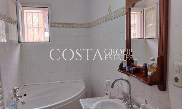 Resale - Villa -
Altea - Altea La Vella