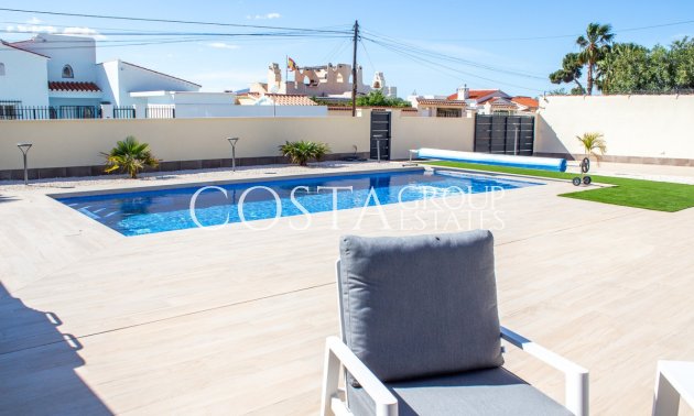Herverkoop - Villa -
Torrevieja - La Siesta