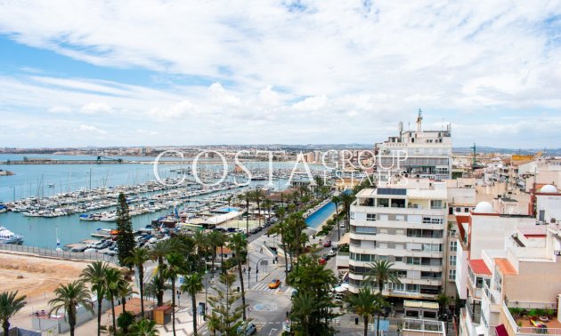 Odsprzedaż - Apartments -
Torrevieja