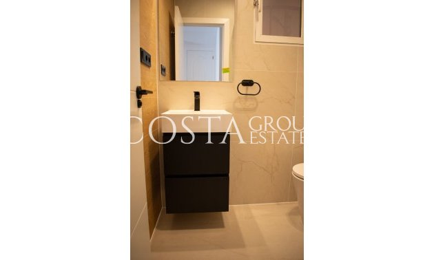 Wiederverkauf - House -
Orihuela Costa - Punta Prima