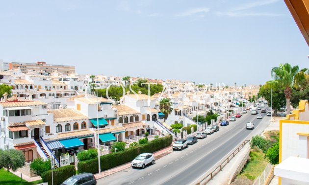 Herverkoop - Apartments -
Torrevieja