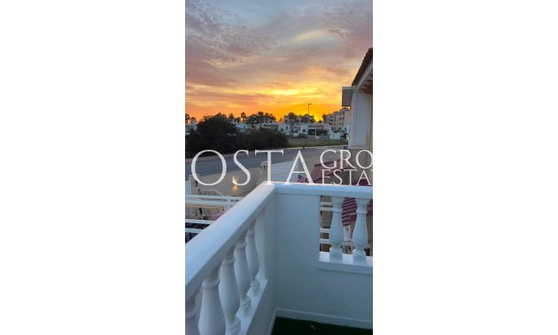 Resale - House -
Orihuela Costa