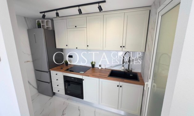 Resale - House -
Orihuela Costa