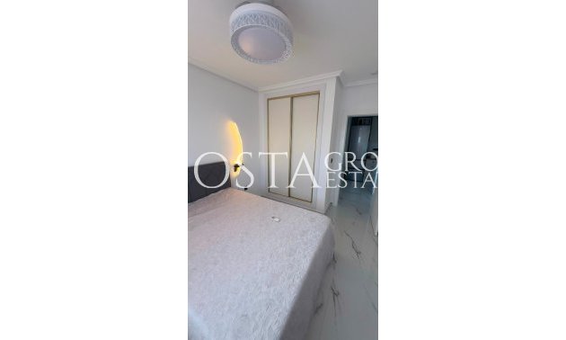 Resale - House -
Orihuela Costa