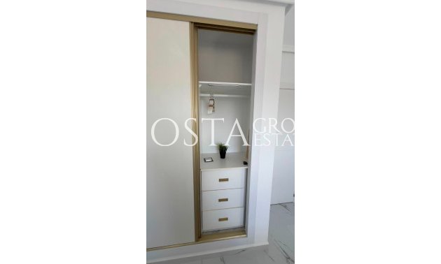 Resale - House -
Orihuela Costa