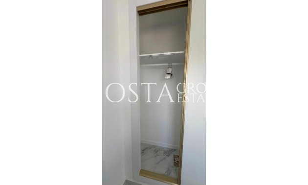 Resale - House -
Orihuela Costa