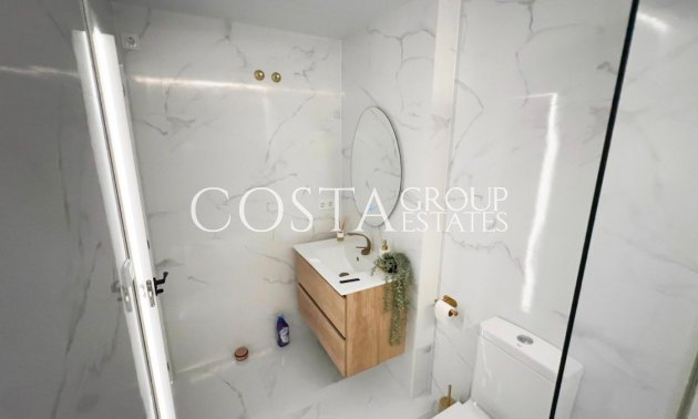 Resale - House -
Orihuela Costa