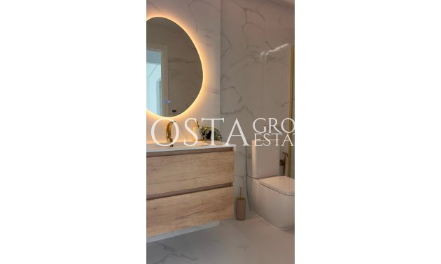 Resale - House -
Orihuela Costa