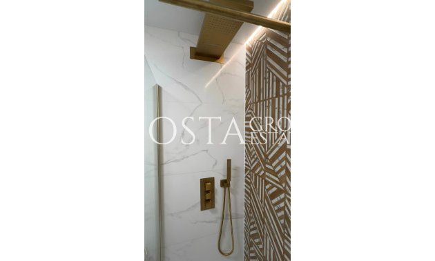 Resale - House -
Orihuela Costa