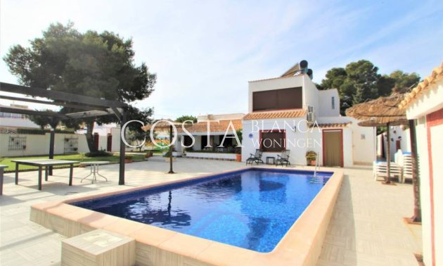 Herverkoop - Villa -
Orihuela Costa - Lomas de Cabo Roig