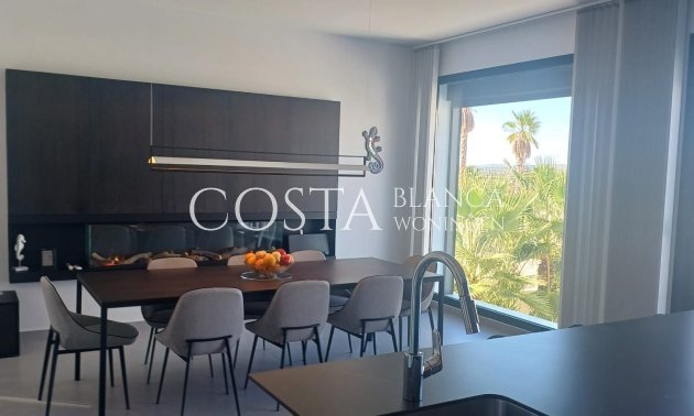 Herverkoop - Villa -
San Fulgencio - La Marina