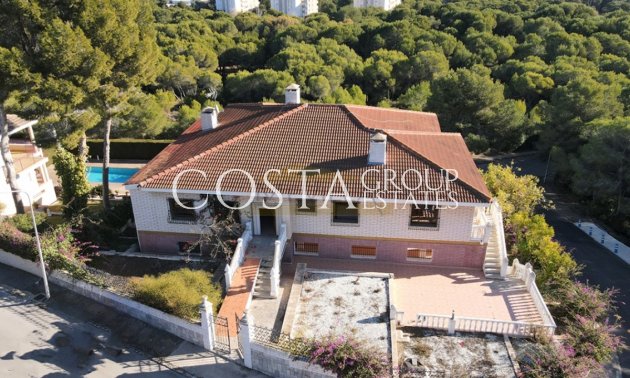 Herverkoop - Villa -
Orihuela Costa - Campoamor