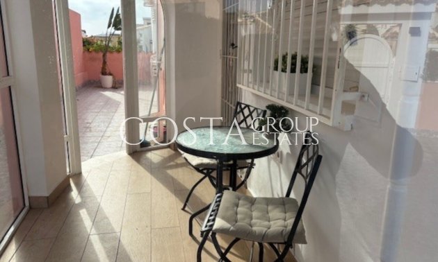 Herverkoop - Villa -
Orihuela Costa - Playa Flamenca