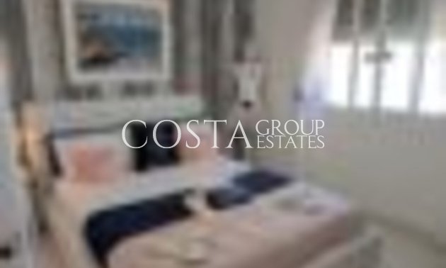 Herverkoop - Villa -
Orihuela Costa - Villamartin