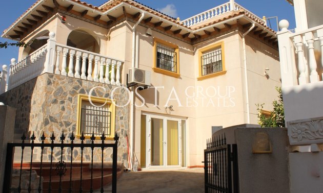 Herverkoop - Villa -
Orihuela Costa - La Zenia