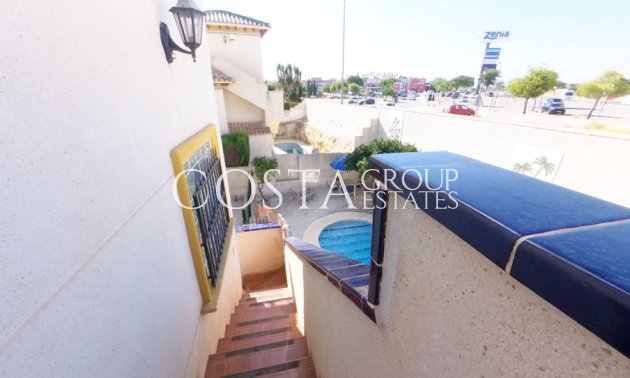 Herverkoop - Villa -
Orihuela Costa - La Zenia