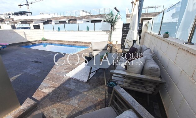 Herverkoop - Villa -
Orihuela Costa - Villamartin