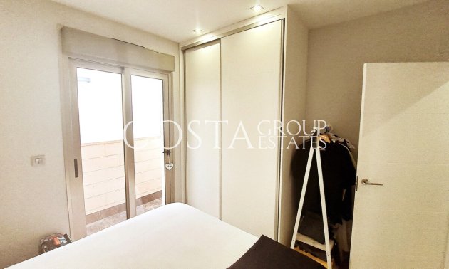 Herverkoop - Villa -
Orihuela Costa - Villamartin