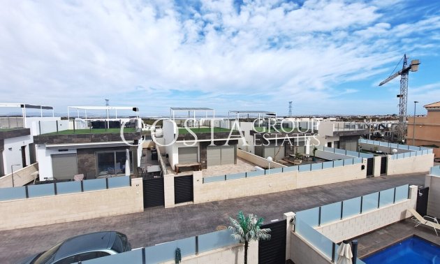 Herverkoop - Villa -
Orihuela Costa - Villamartin