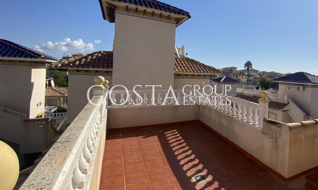 Herverkoop - Villa -
Orihuela Costa - La Zenia