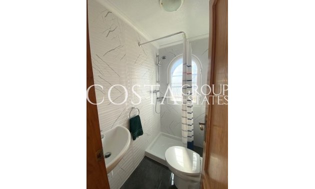 Herverkoop - Villa -
Orihuela Costa - La Zenia