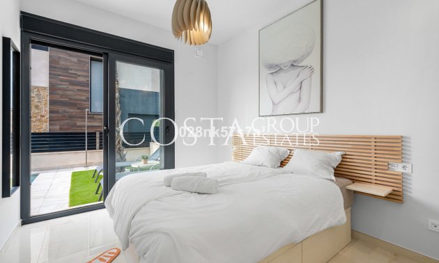 Herverkoop - Villa -
Orihuela Costa - Lomas de Cabo Roig