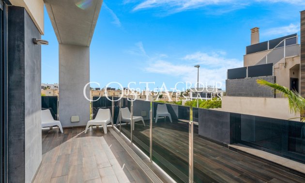 Herverkoop - Villa -
Orihuela Costa - Lomas de Cabo Roig