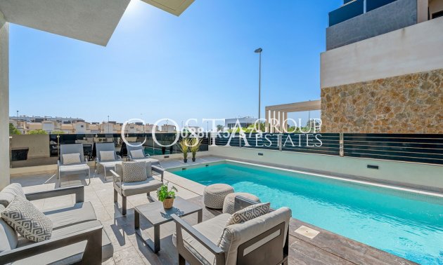 Herverkoop - Villa -
Orihuela Costa - Lomas de Cabo Roig