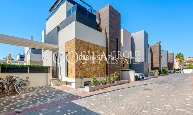 Herverkoop - Villa -
Orihuela Costa - Lomas de Cabo Roig