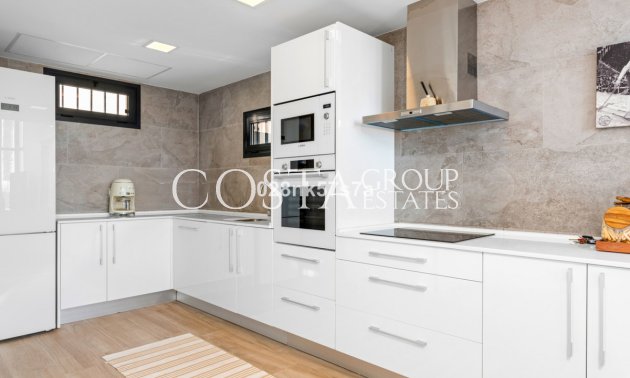 Herverkoop - Villa -
Orihuela Costa - Lomas de Cabo Roig