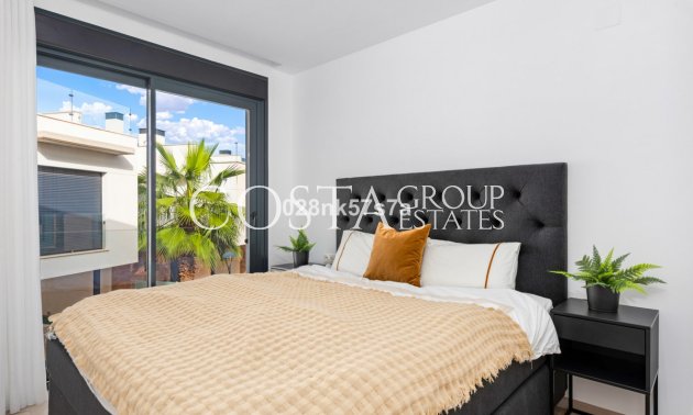 Herverkoop - Villa -
Orihuela Costa - Lomas de Cabo Roig