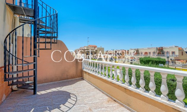 Herverkoop - Huis -
Orihuela Costa - La Zenia