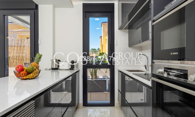 Herverkoop - Villa -
Orihuela Costa - Lomas De Campoamor