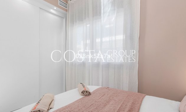 Herverkoop - Villa -
Orihuela Costa - Lomas De Campoamor