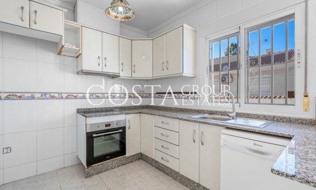 Herverkoop - Villa -
Rojales - Rojales Centro