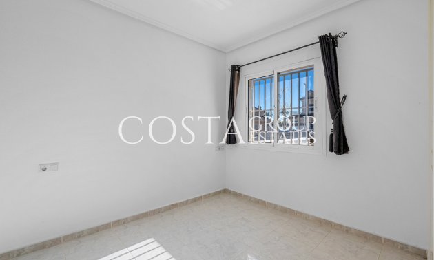 Herverkoop - Villa -
Rojales - Rojales Centro