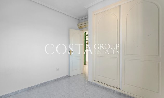 Herverkoop - Villa -
Rojales - Rojales Centro