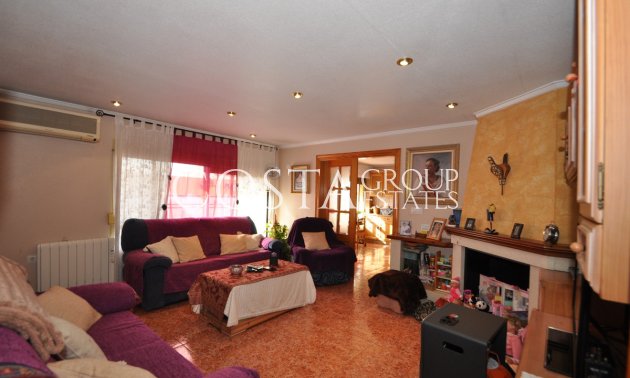 Resale - House -
Pinoso - Pinoso Centro