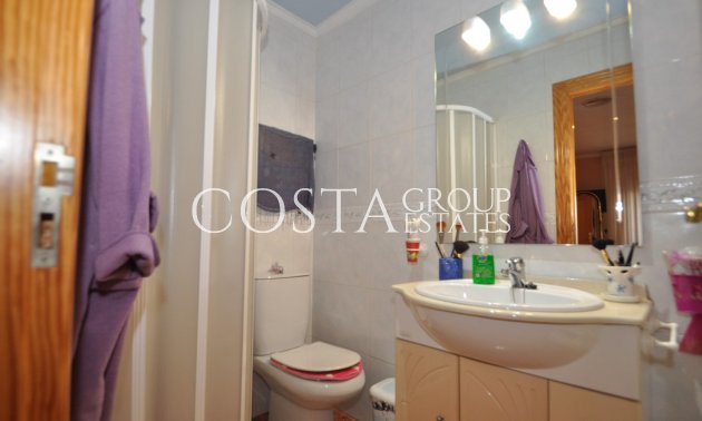 Resale - House -
Pinoso - Pinoso Centro