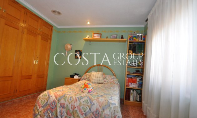 Resale - House -
Pinoso - Pinoso Centro