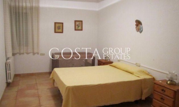 Odsprzedaż - Willa -
Yecla - Yecla Centro