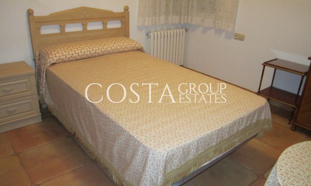 Odsprzedaż - Willa -
Yecla - Yecla Centro