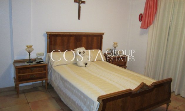 Odsprzedaż - Willa -
Yecla - Yecla Centro