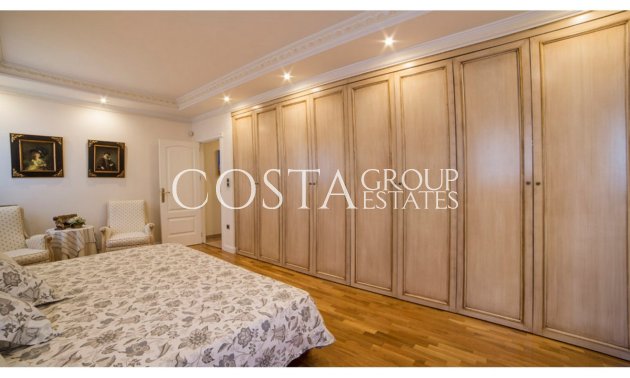 Revente - Villa -
Yecla - Yecla Centro