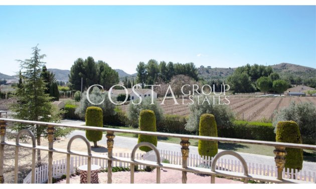 Revente - Villa -
Yecla - Yecla Centro