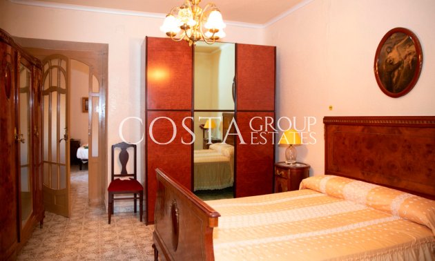 Odsprzedaż - Willa -
Yecla - Yecla Centro