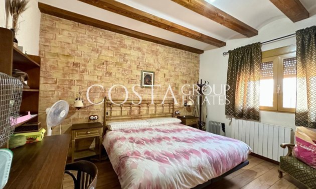 Odsprzedaż - Willa -
Yecla - Yecla Centro